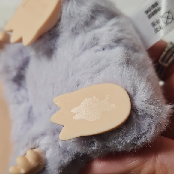 Have a seat, LABUBU - Picture 6 of 6